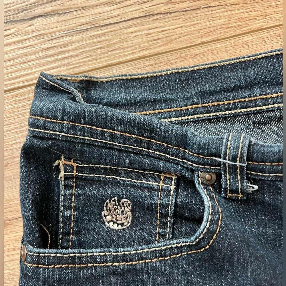 Jeans - Picture 2 of 3
